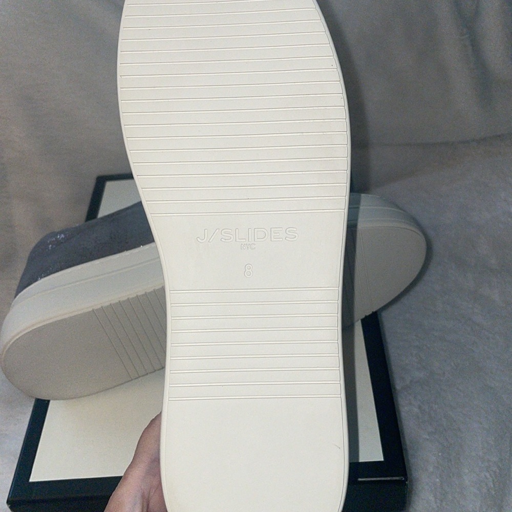 NWT J/SLIDES NADA Pewter Metallic Leather Sneaker - Picture 15 of 15